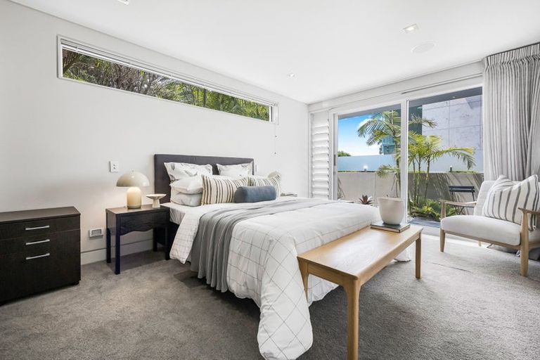 Photo of property in 21 Brighton Terrace, Mairangi Bay, Auckland, 0630