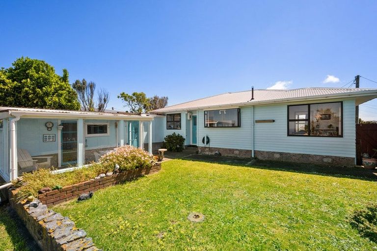 Photo of property in 131 Buckley Road, Southgate, Wellington, 6023