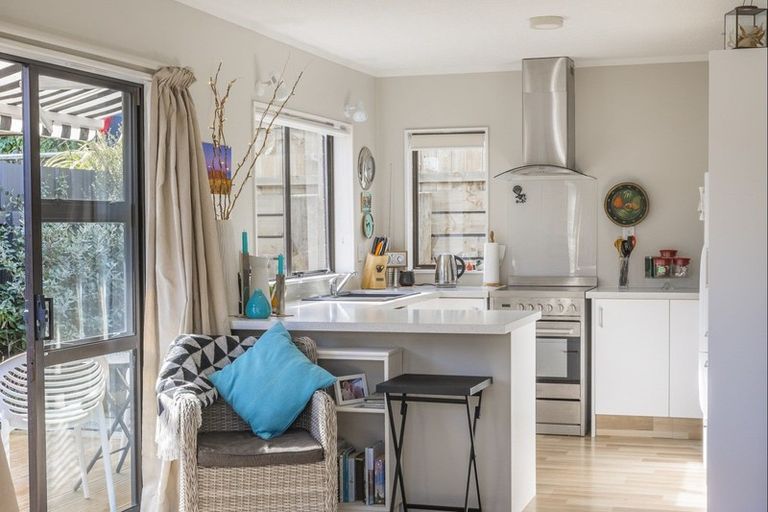 Photo of property in 57b Seaview Road, Paraparaumu Beach, Paraparaumu, 5032