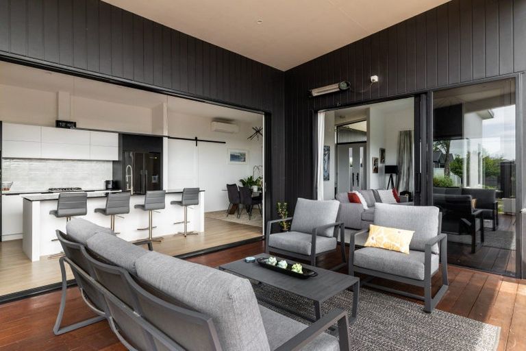 Photo of property in 7 Rich Rise, Havelock North, 4130