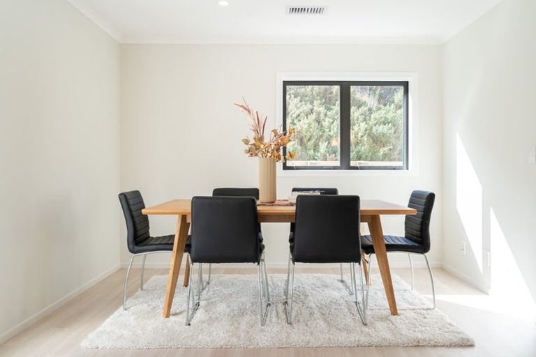 Photo of property in 29 Farnworth Terrace, Churton Park, Wellington, 6037