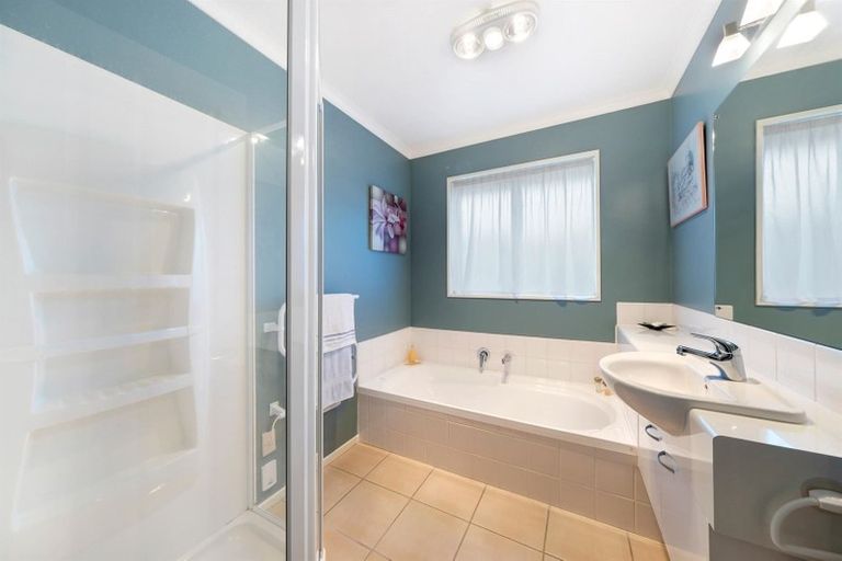 Photo of property in 10 Richard Seddon Drive, Northwood, Christchurch, 8051