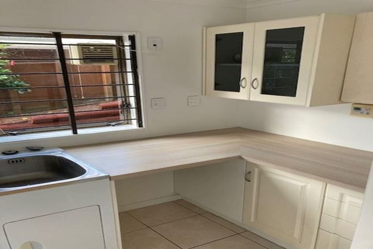 Photo of property in 1/24 Falstaff Place, Half Moon Bay, Auckland, 2012