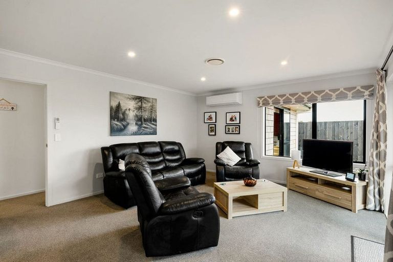 Photo of property in 46 Norfolk Drive, Cambridge, 3434