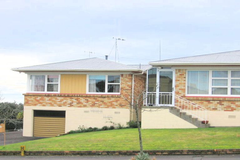 Photo of property in 1/103 Lake Road, Frankton, Hamilton, 3204