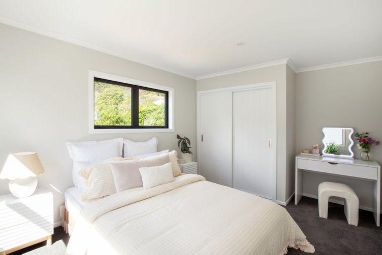 Photo of property in 8/1 Helvetia Grove, Naenae, Lower Hutt, 5011