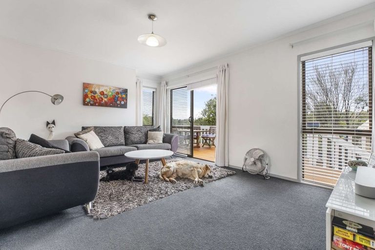 Photo of property in 29a Pisces Road, Glen Eden, Auckland, 0602