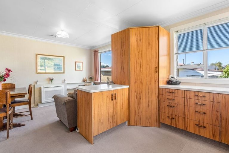 Photo of property in 69 Kaikorai Valley Road, Kaikorai, Dunedin, 9010