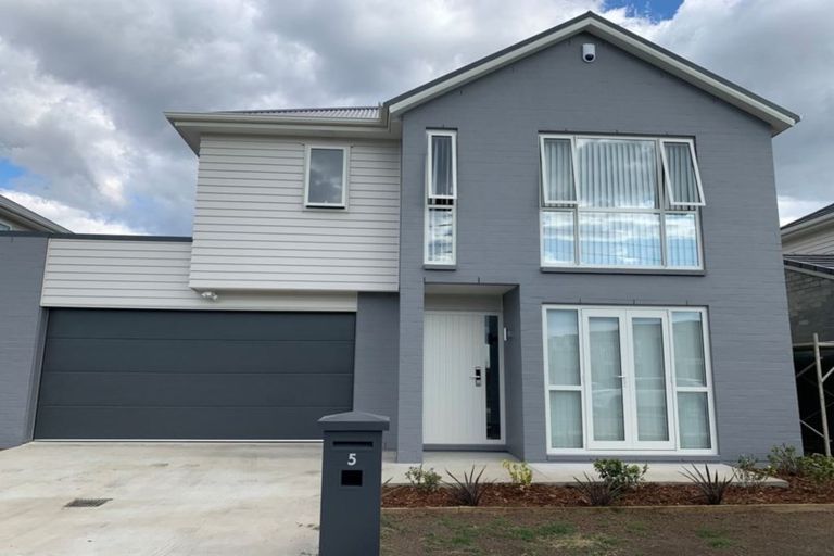 Photo of property in 5 Wairepo Street, Takanini, 2112