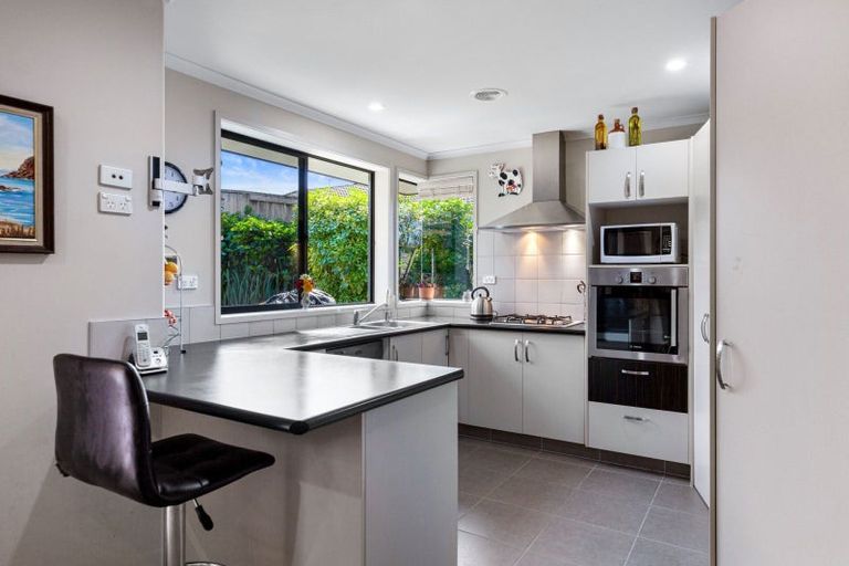 Photo of property in 5 Kirtle Close, Pyes Pa, Tauranga, 3112