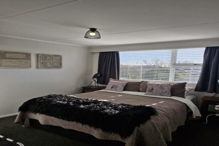 Photo of property in 5/56 Tukapa Street, Westown, New Plymouth, 4310