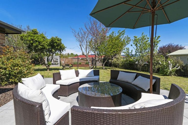 Photo of property in 20 Lee Street, Te Puke, 3119