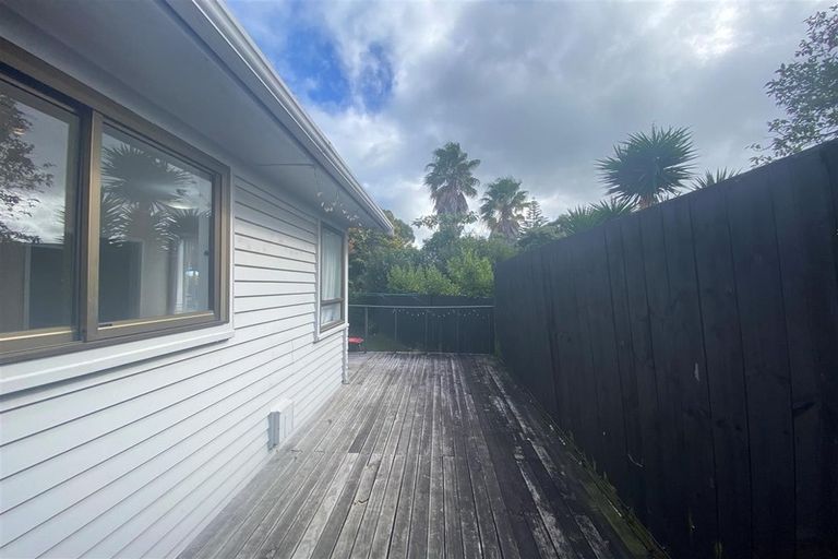 Photo of property in 64 Addington Avenue, Manurewa, Auckland, 2102
