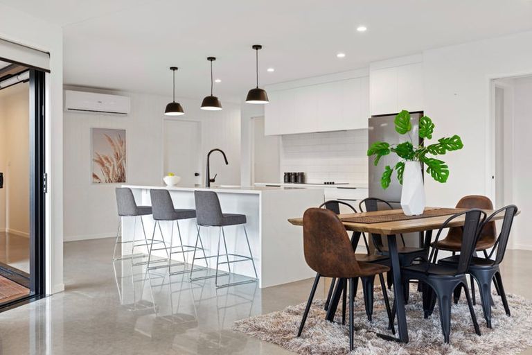 Photo of property in 15 Hayward Place, Ohauiti, Tauranga, 3112