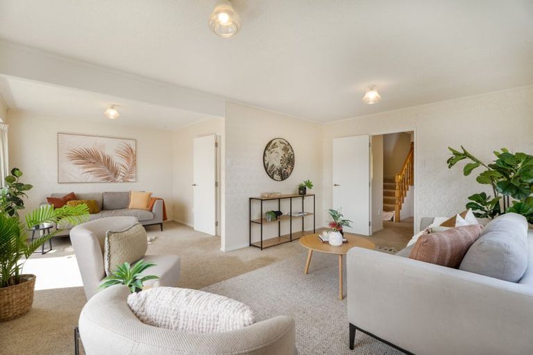 Photo of property in 33 Abilene Crescent, Churton Park, Wellington, 6037