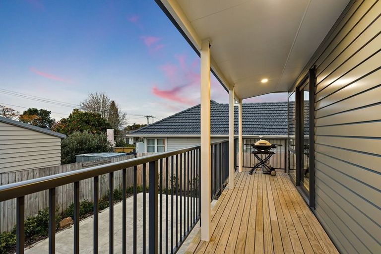 Photo of property in 67 Roberts Road, Te Atatu South, Auckland, 0610