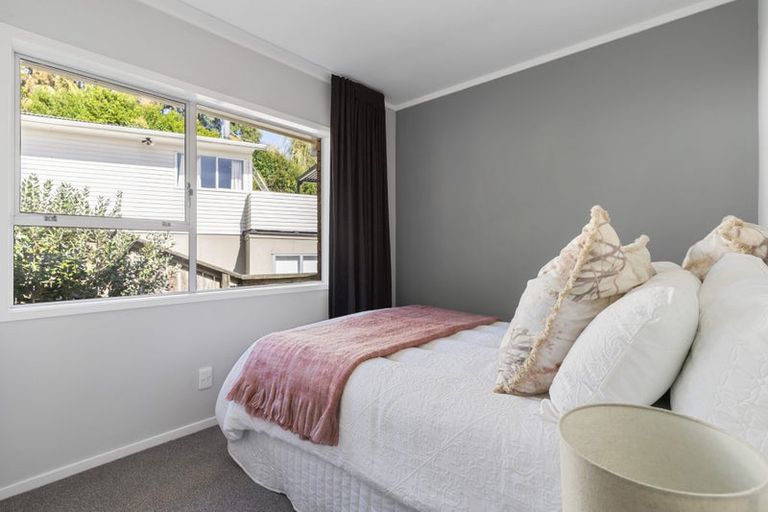 Photo of property in 2/26 Paramu Avenue, Birkdale, Auckland, 0626