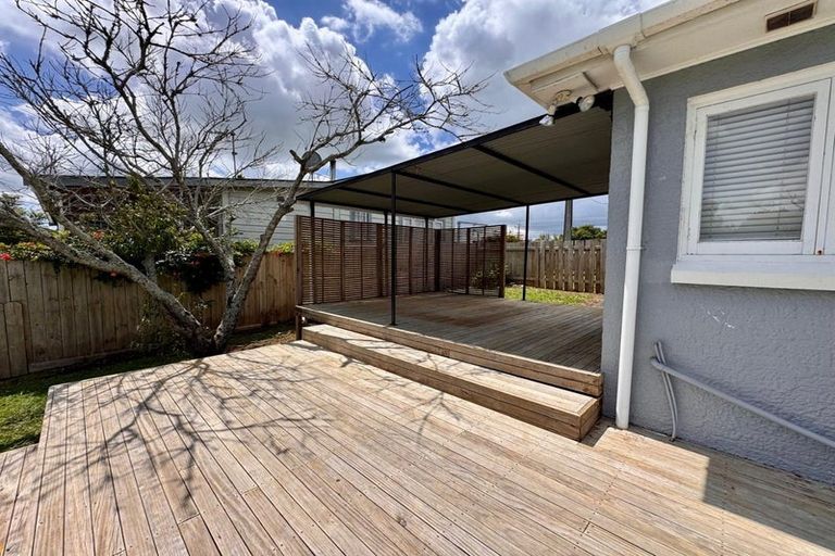 Photo of property in 1090 Paerata Road, Paerata, Drury, 2676