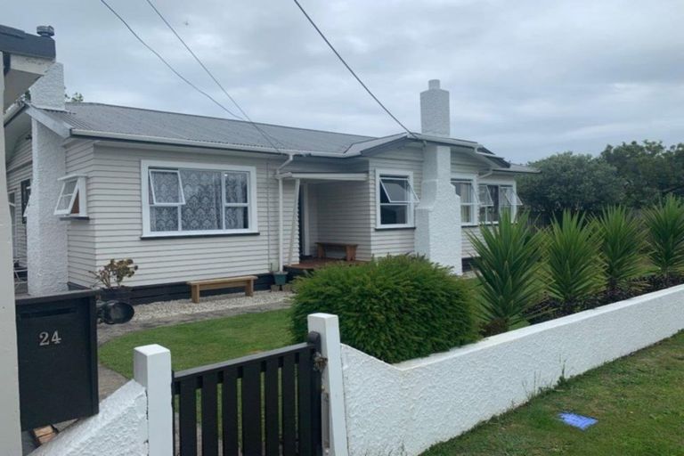 Photo of property in 24 Morrissey Street, Hawera, 4610