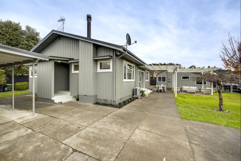 Photo of property in 24 Church Road, Taradale, Napier, 4112