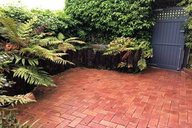 Photo of property in 9 Hatton Street, Karori, Wellington, 6012