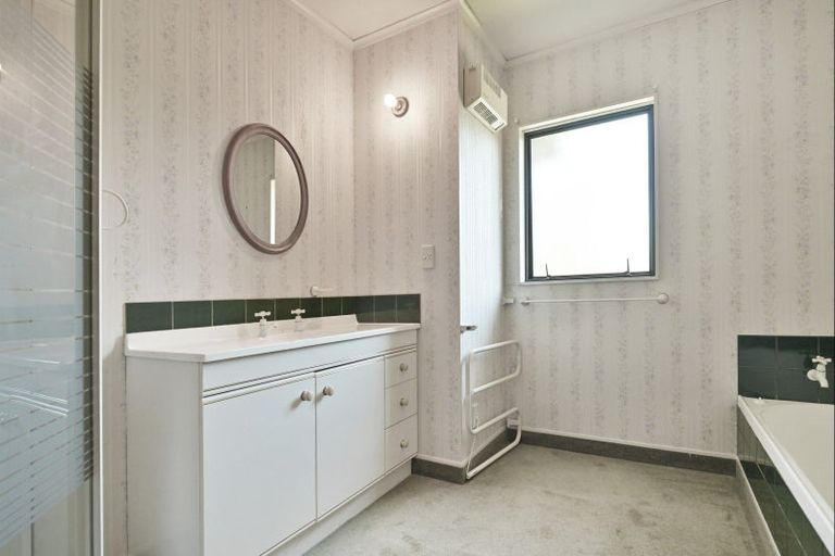 Photo of property in 1213b Ada Street, Parkvale, Hastings, 4122
