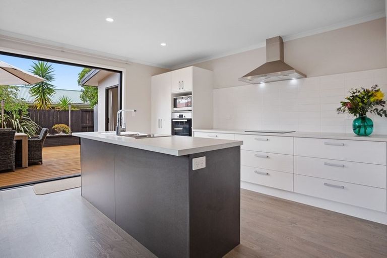 Photo of property in 106a Beverley Terrace, Whangamata, 3620