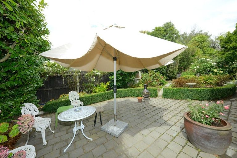 Photo of property in 2/74 Innes Road, St Albans, Christchurch, 8052