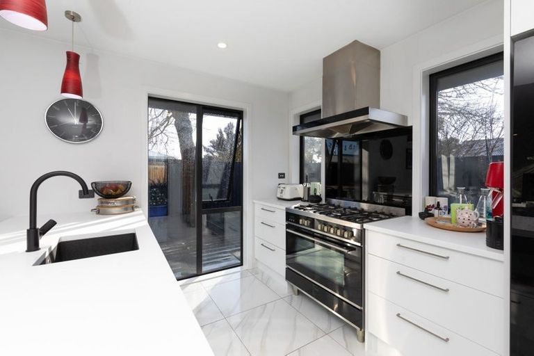 Photo of property in 1/157 Innes Road, St Albans, Christchurch, 8052