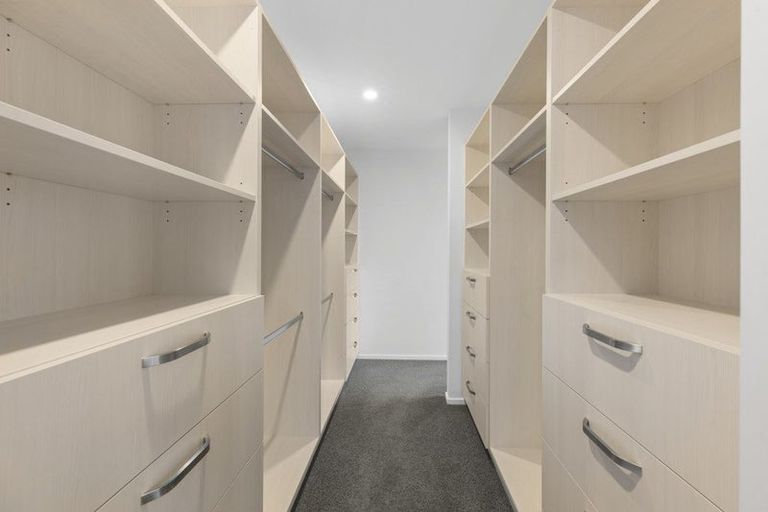 Photo of property in 1 Blue Jacket Drive, Halswell, Christchurch, 8025