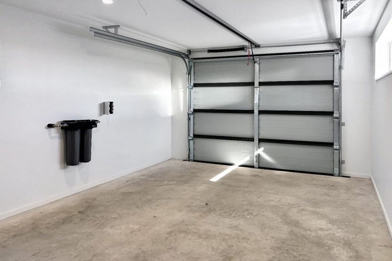 Photo of property in 10 Waituna Street, Pegasus, 7612