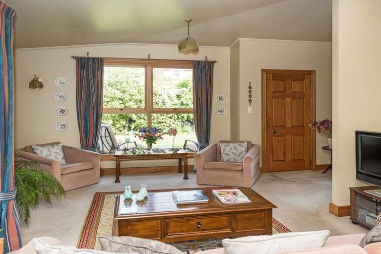 Photo of property in 1 Wright Street, Geraldine, 7930