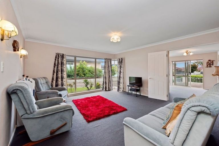 Photo of property in 32 Bayfair Drive, Mount Maunganui, 3116