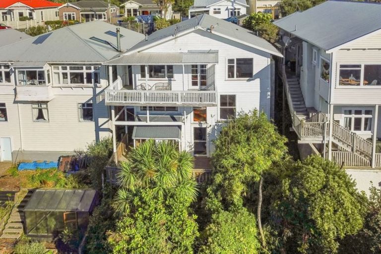 Photo of property in 43 Overtoun Terrace, Hataitai, Wellington, 6021