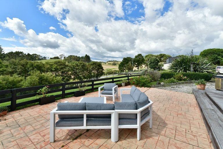 Photo of property in 436 Kanohi Road, Kaukapakapa, 0873