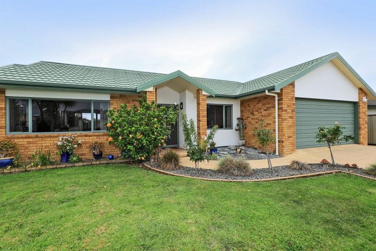 Photo of property in 9 Flemington Place, Taradale, Napier, 4112