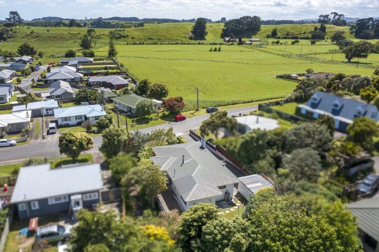 Photo of property in 57 Lupin Road, Otaki, 5512