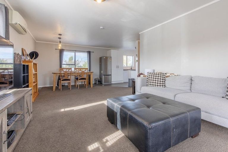 Photo of property in 11a Johnson Street, Waipawa, 4210