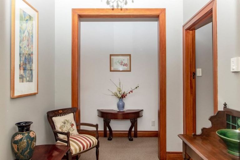 Photo of property in 79 Avondale Road, Taradale, Napier, 4112