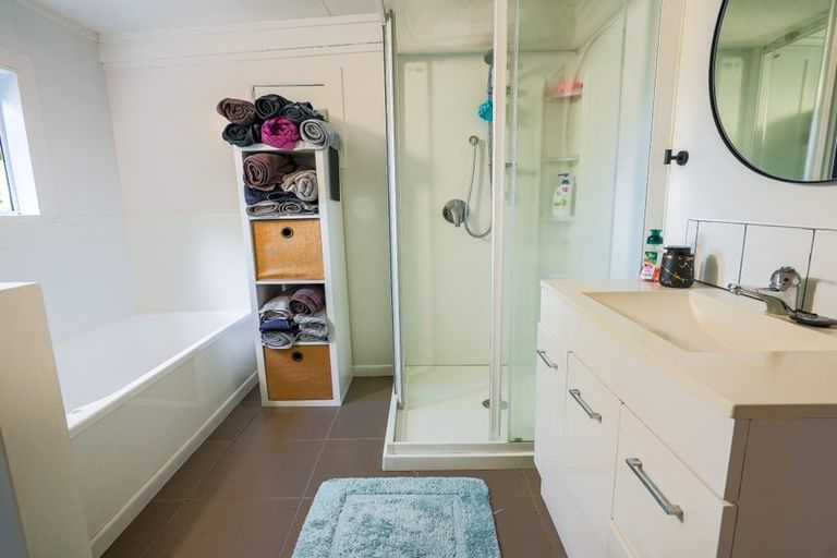 Photo of property in 16 Humber Street, Rongotea, 4476