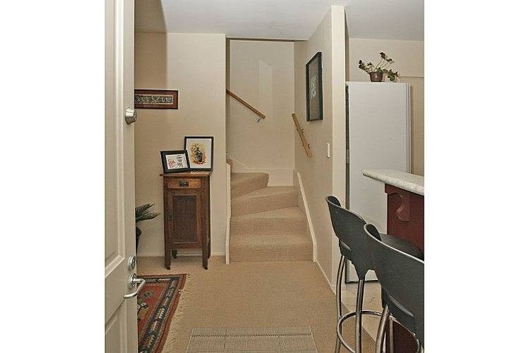 Photo of property in 12/138 Queens Drive, Lyall Bay, Wellington, 6022