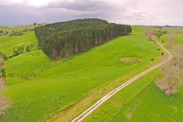 Photo of property in 1436 Oneriri Road, Kaiwaka, 0573