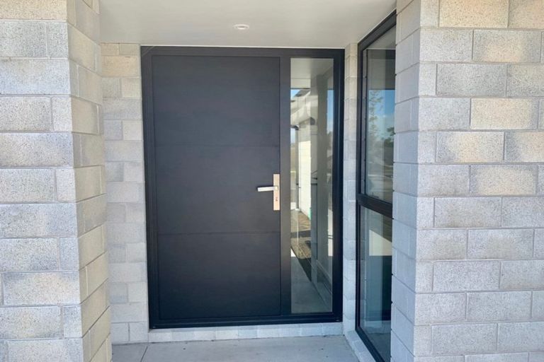 Photo of property in 14 Tangaroa Street, Waitara, 4320