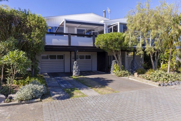 Photo of property in 3 Mahuta Road, Waitahanui, Taupo, 3378