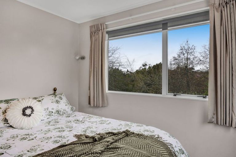 Photo of property in 54 Karina Road, Merrilands, New Plymouth, 4312