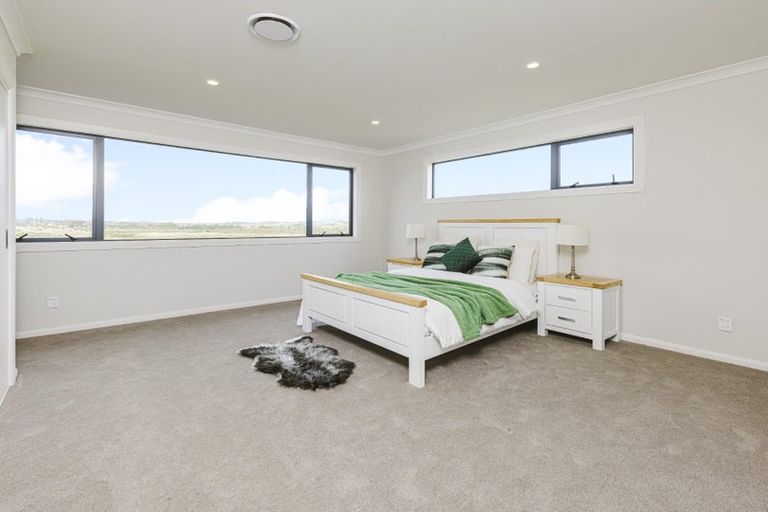 Photo of property in 31 Evergreen Parade, Rosehill, 2113