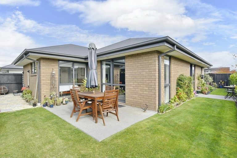 Photo of property in 15 Candy Crescent, Kaiapoi, 7630