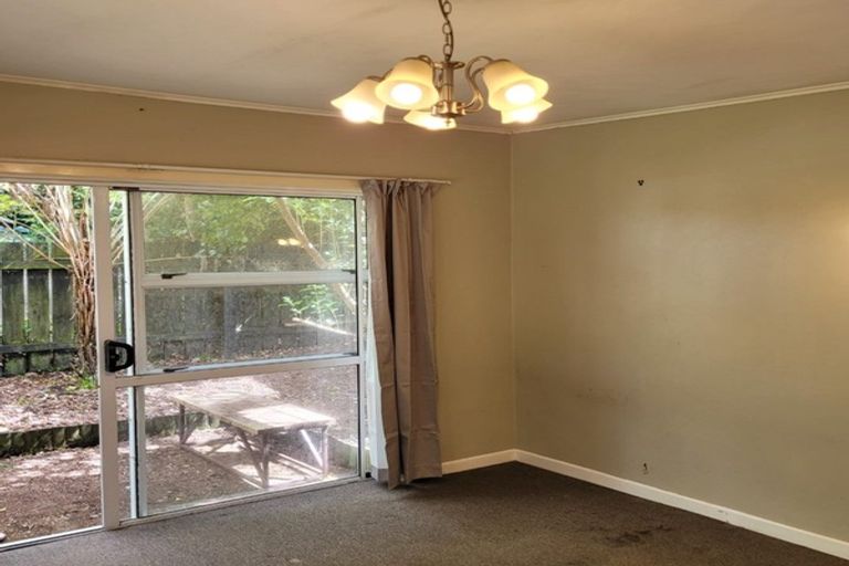 Photo of property in 240 Godley Road, Titirangi, Auckland, 0604