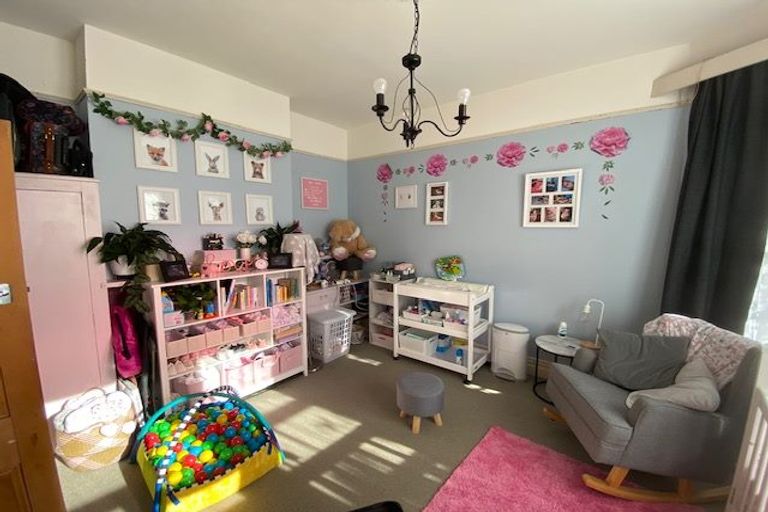 Photo of property in 34 Gresford Street, Edgeware, Christchurch, 8013