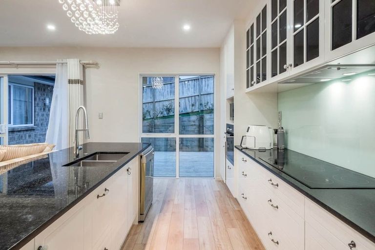 Photo of property in 216e Metcalfe Road, Ranui, Auckland, 0612